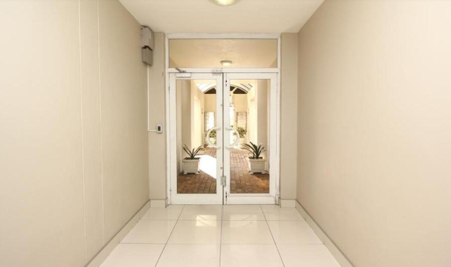 Cascades 103 Apartment Port Elizabeth Exterior photo